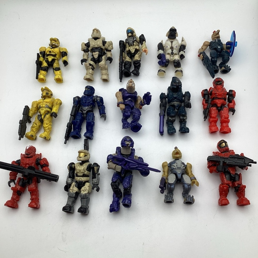 Halo Mega Construx lot of 15 figures Plus Weapons (lot3)